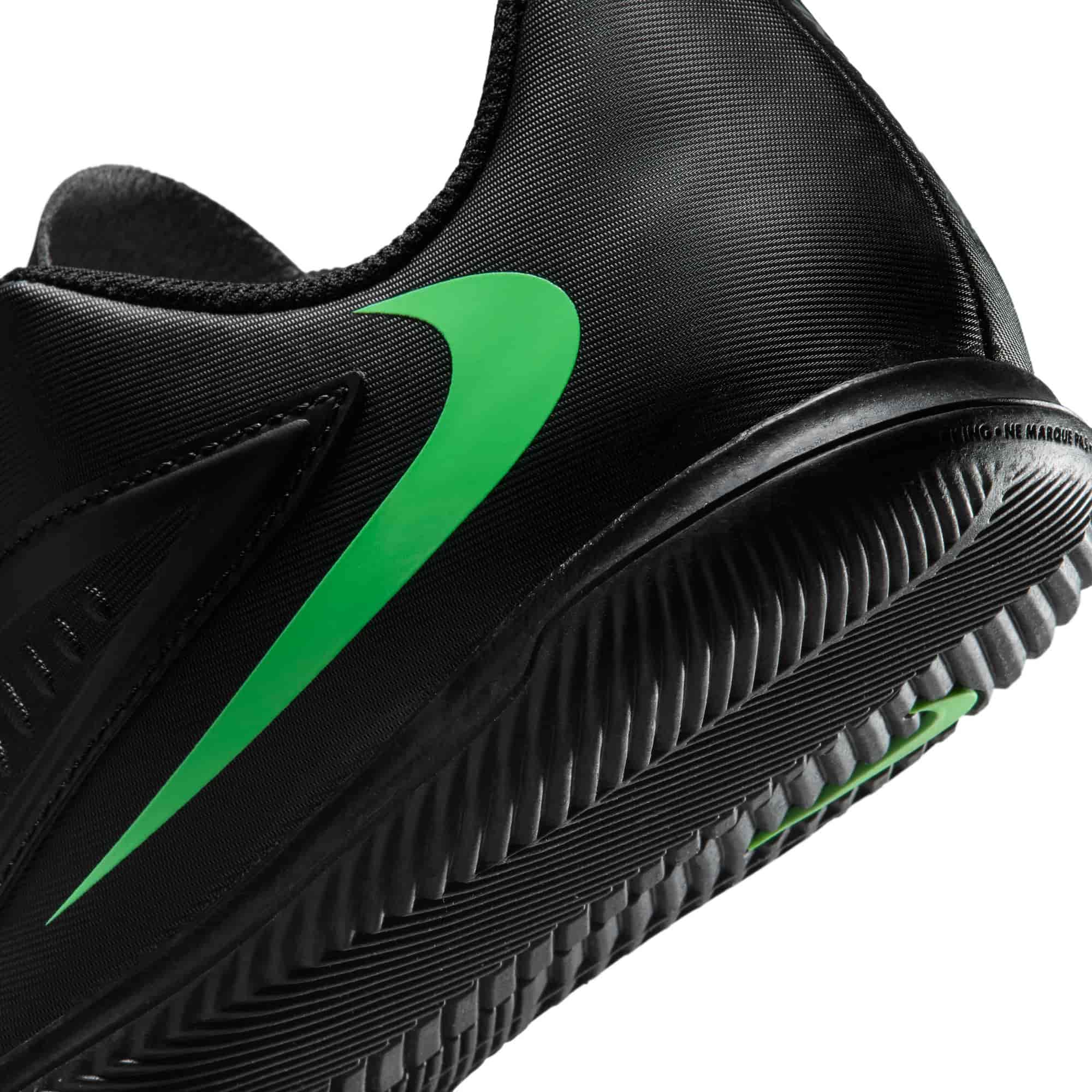 Nike Jr. Mercurial Vapor 17 Academy IC Indoor / Futsal Nike