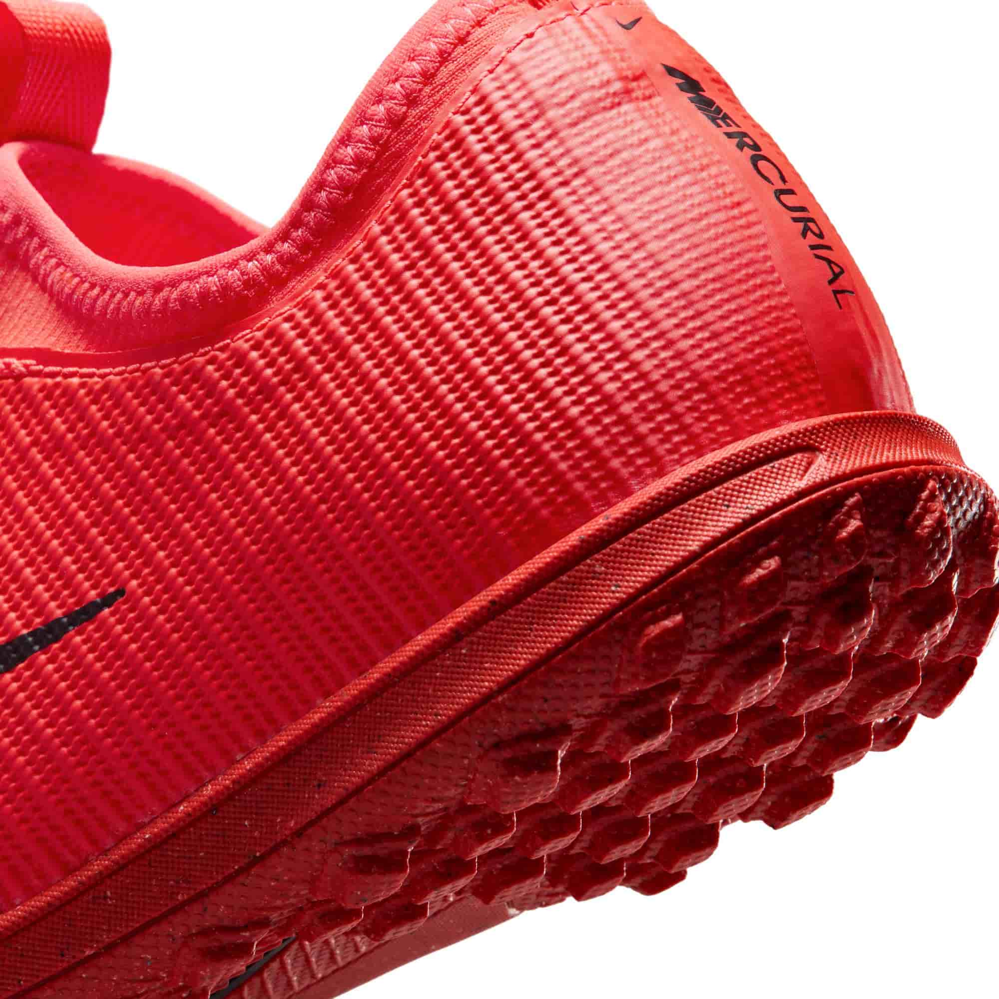 Nike Jr. Mercurial Vapor 17 Academy TF Turf (TF) Nike