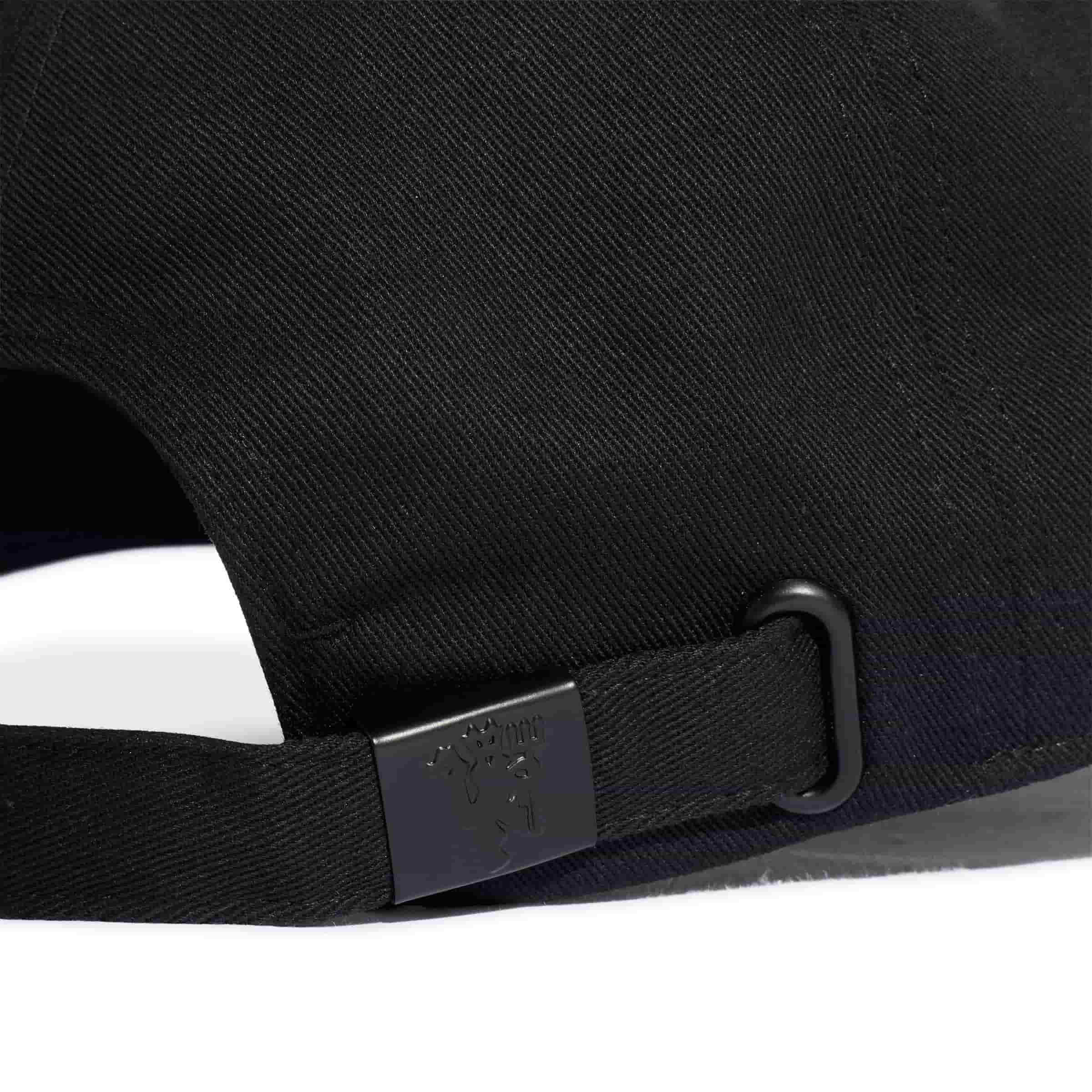Manchester United Baseball Cap back strap detail