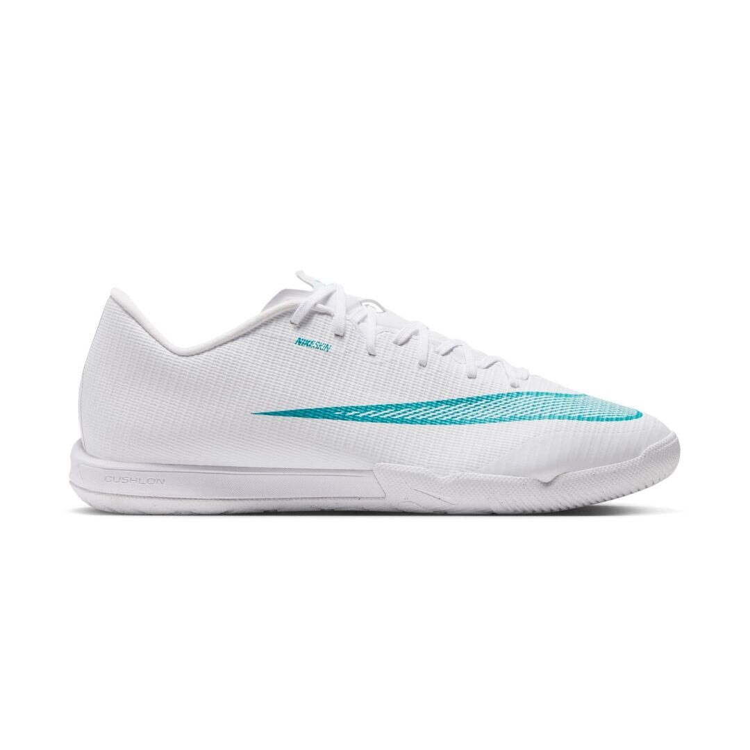 Nike Mercurial Vapor 17 Academy IC Indoor / Futsal Nike White M 6.5 / W 8