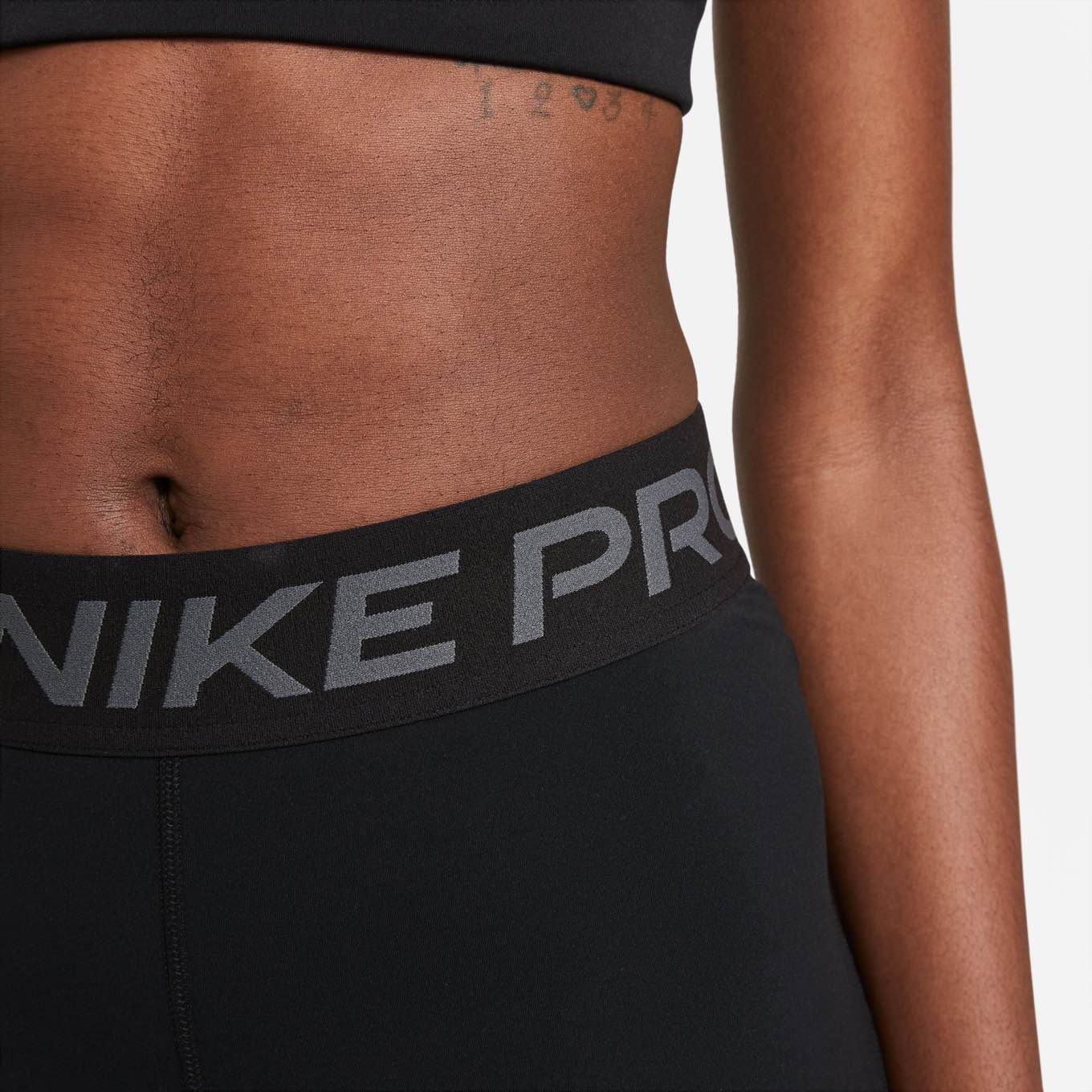 Nike Pro Women&