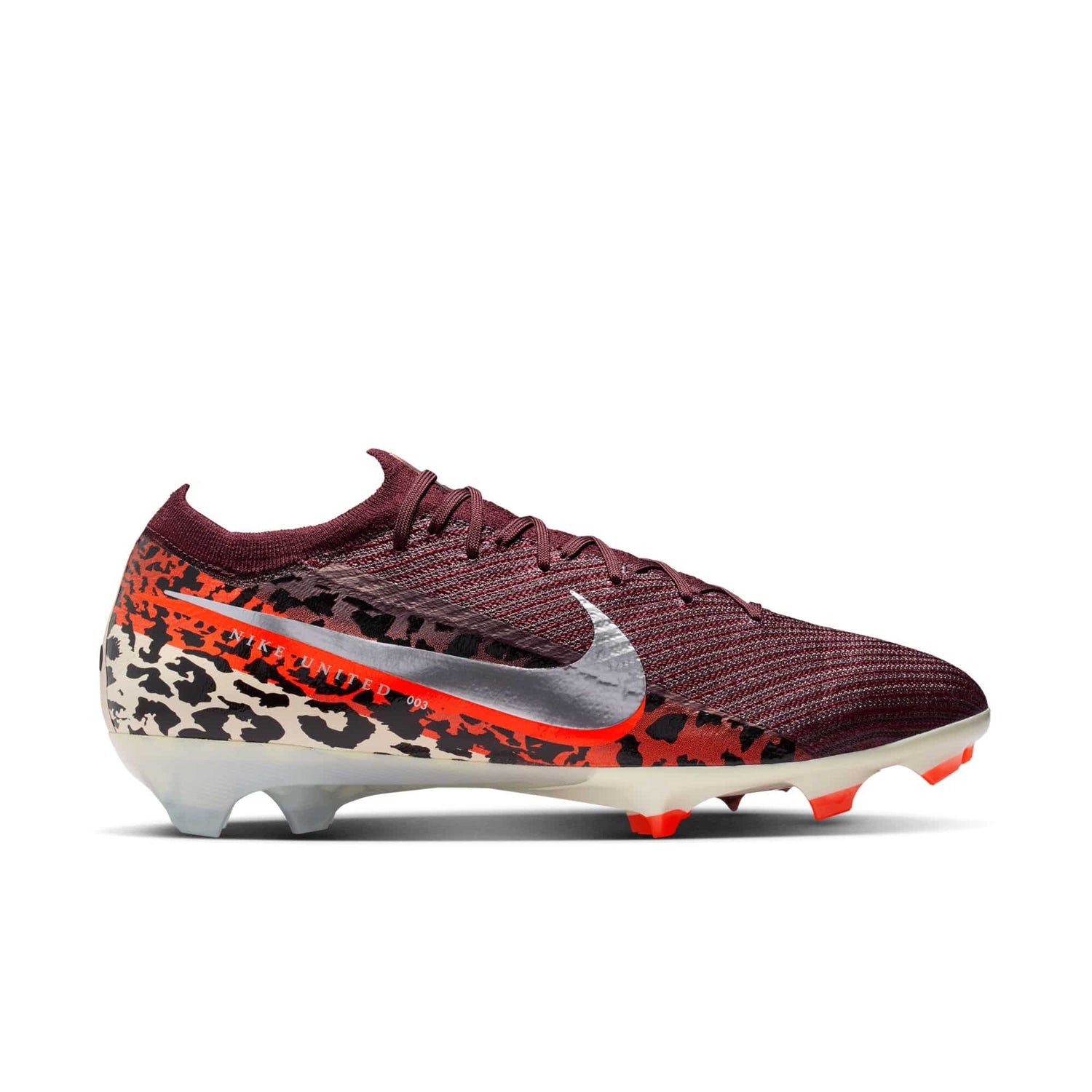 Nike United Vapor 16 Elite FG soccer cleat side view