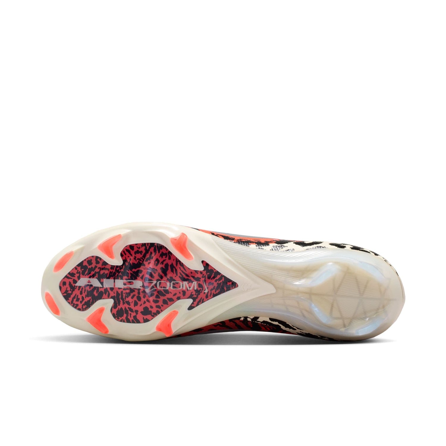 Nike United Vapor 16 Elite FG stud pattern detail