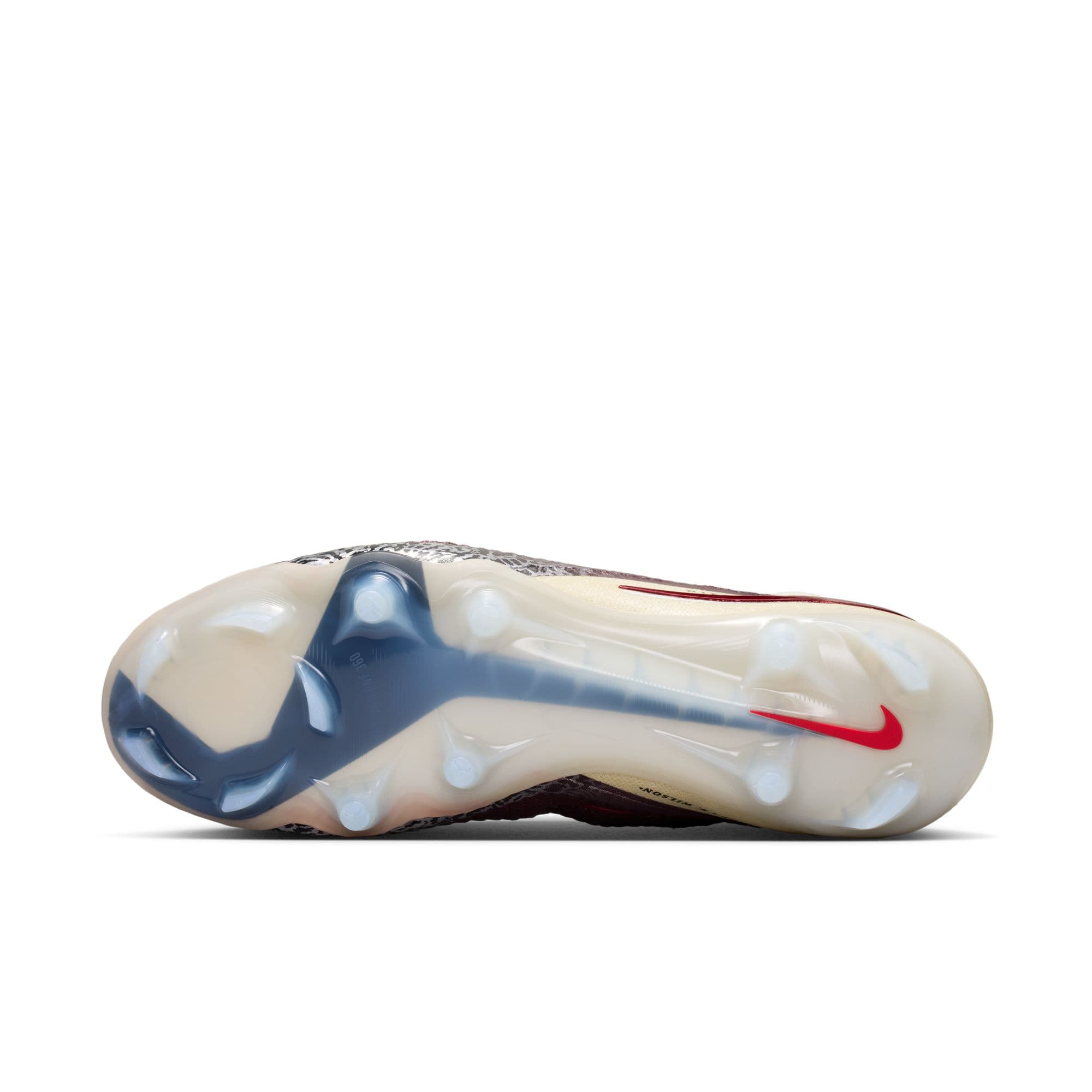 Nike United Phantom 6 High Elite FG stud pattern detail