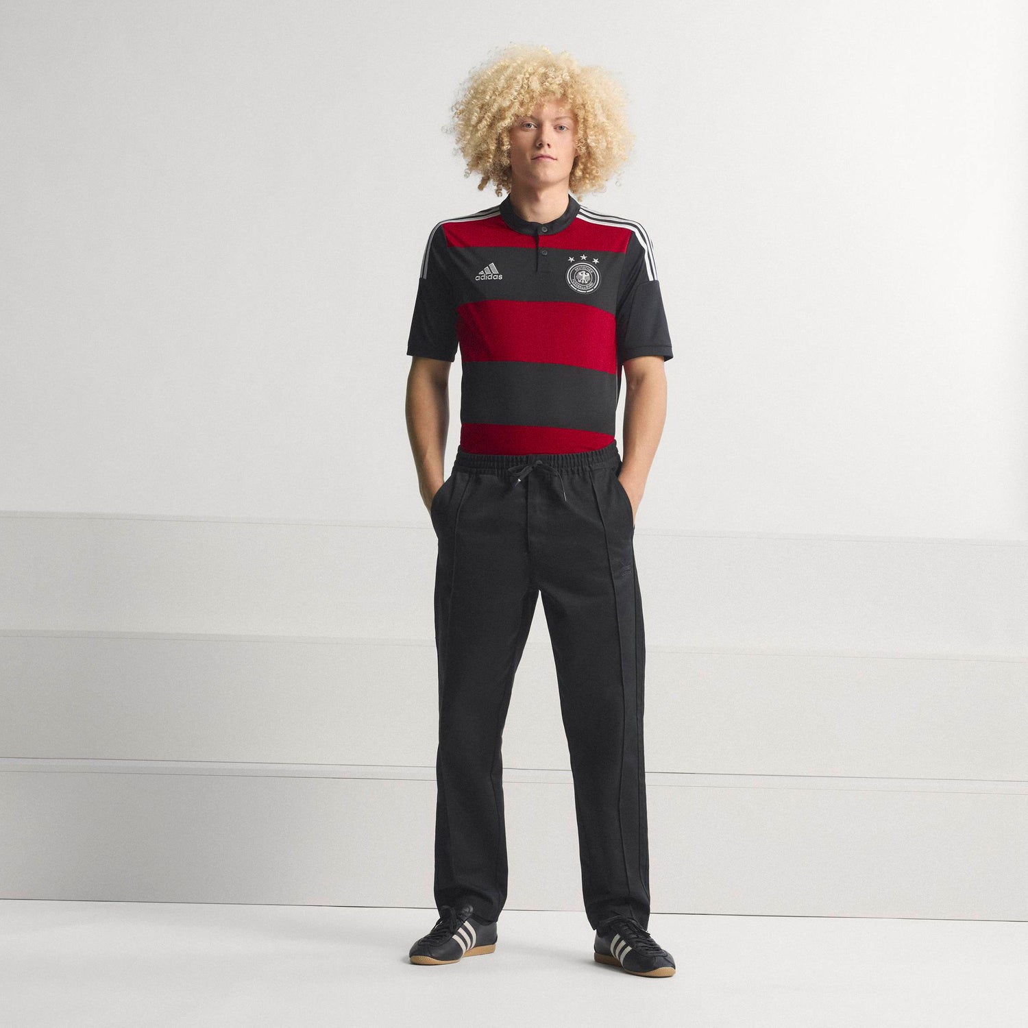 Germany 2014 Away Jersey for men with jacquard fabric and DFB crest