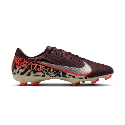 Nike United Mercurial Vapor 16 Academy MG soccer cleat side view